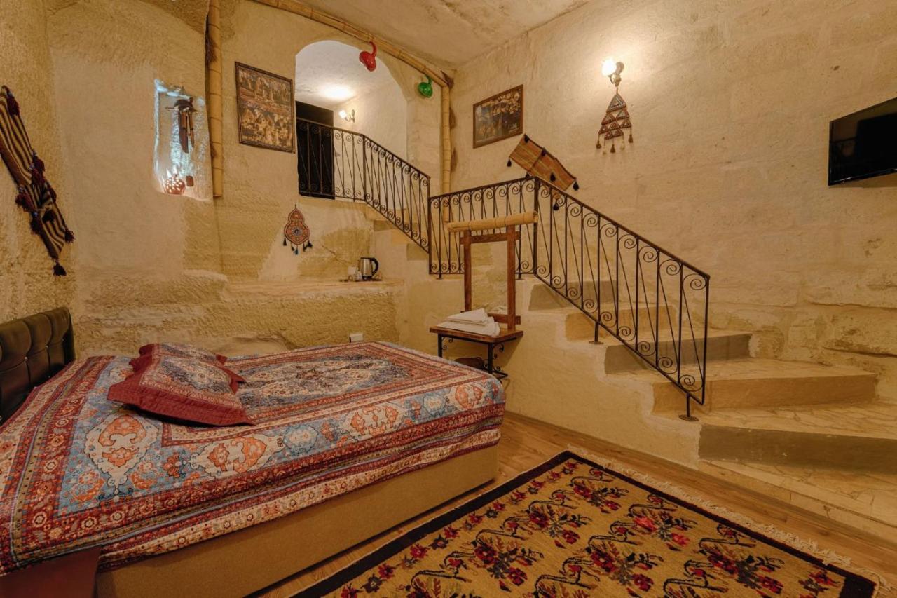 Готель Avlu Cave House Гьореме Екстер'єр фото