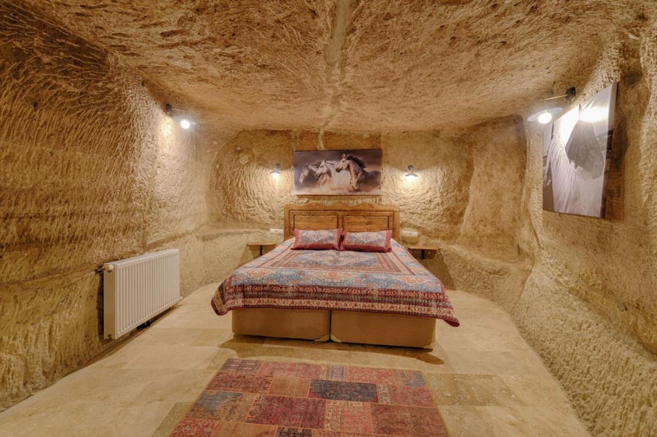 Готель Avlu Cave House Гьореме Екстер'єр фото
